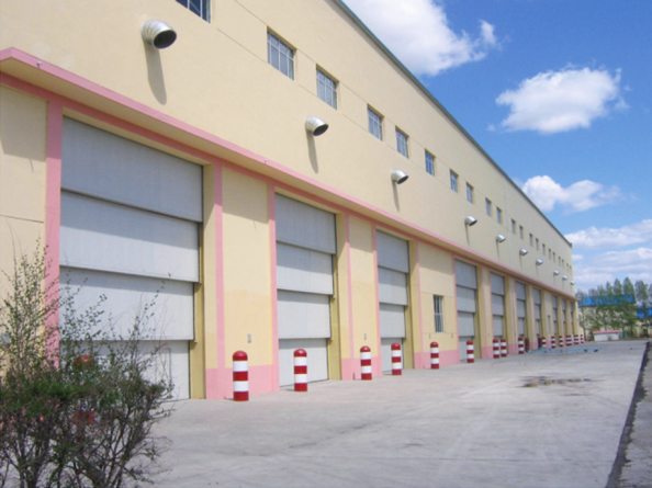 多段(多块)提升门